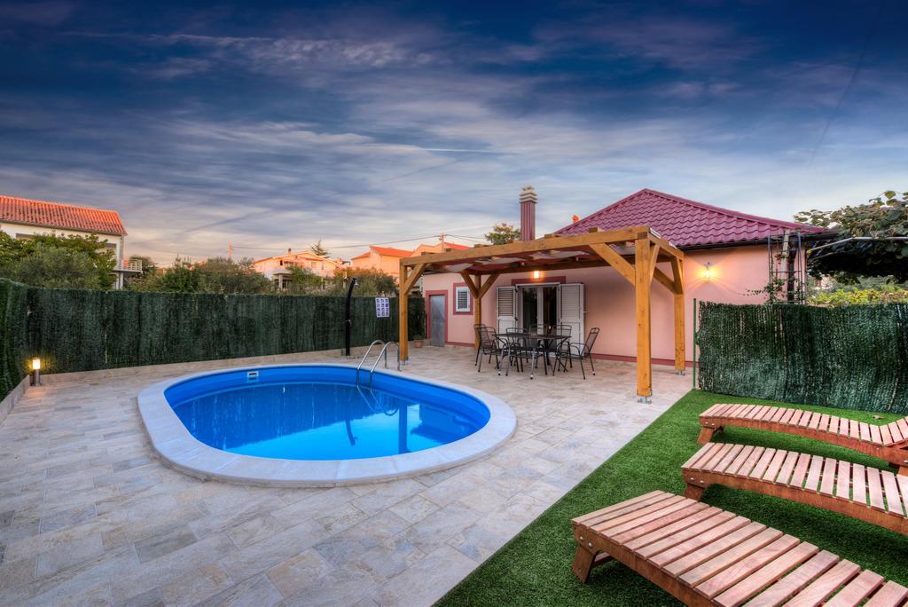 Ferienhaus Orange With Heated Pool And Parking *